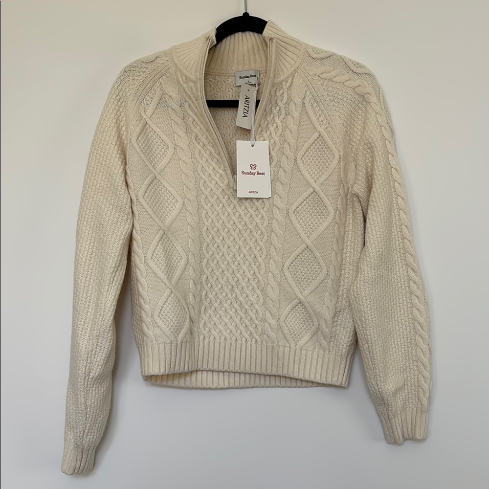 Aritzia x Sunday Best - Boreal 1/4 zip
Merino wool cable-knit sweater, W’s Small - Picture 3 of 8